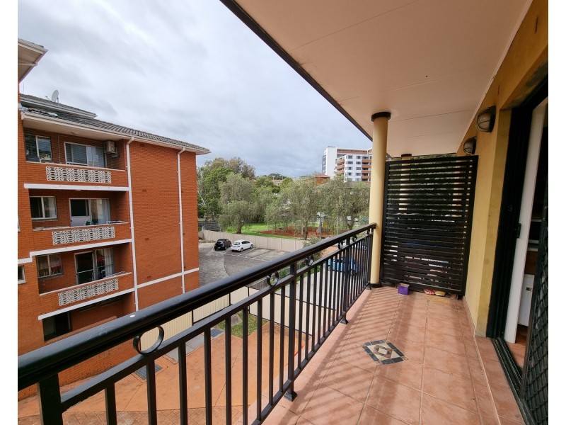 13/20 Queen Victoria Street, Kogarah NSW 2217