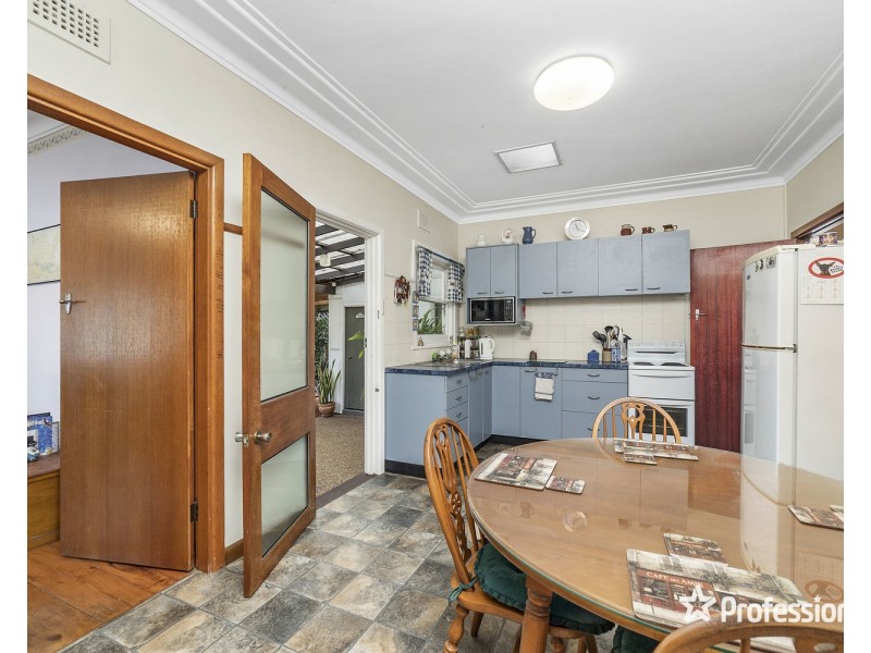 147 Gibson Avenue, Padstow NSW 2211
