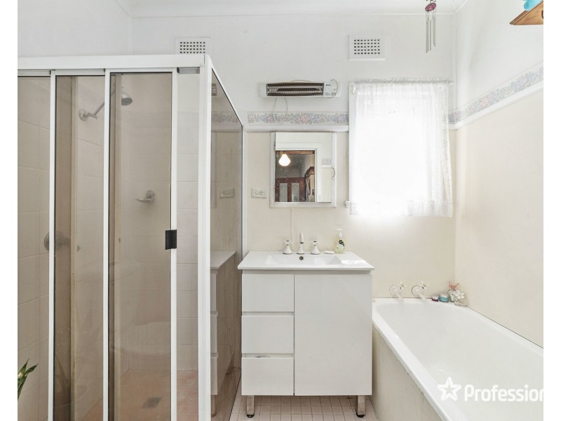 147 Gibson Avenue, Padstow NSW 2211