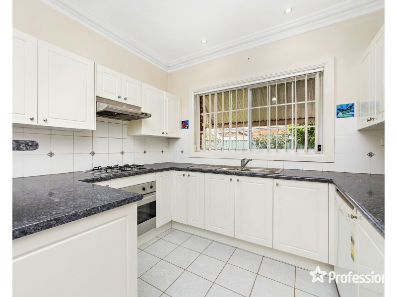 2/68 Iberia Street, Padstow NSW 2211