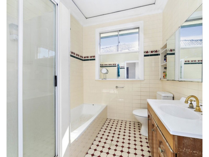 87 Chamberlain Road, Padstow Heights NSW 2211