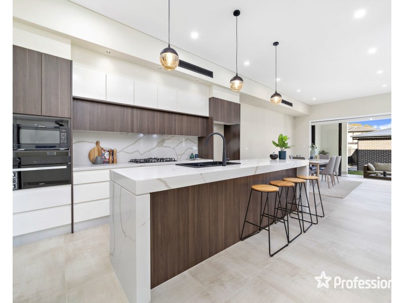 2 Astley Avenue, Padstow NSW 2211