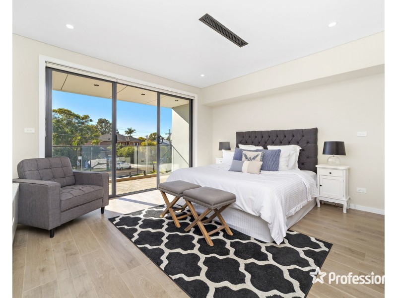 2 Astley Avenue, Padstow NSW 2211