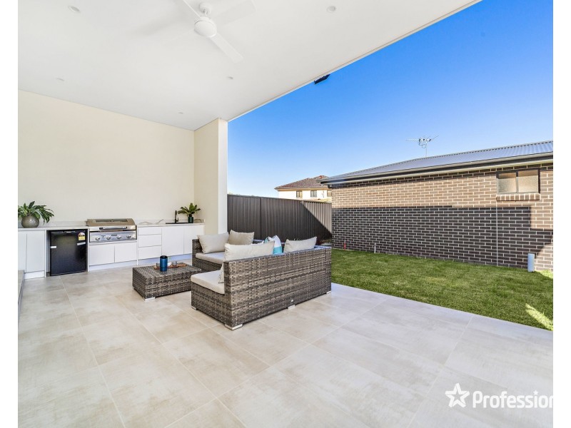 2 Astley Avenue, Padstow NSW 2211