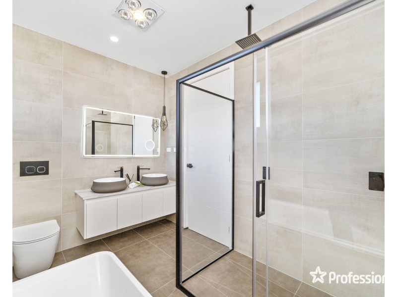 2 Astley Avenue, Padstow NSW 2211