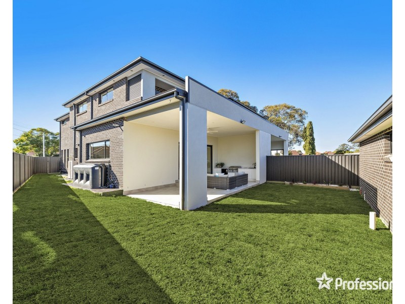 2 Astley Avenue, Padstow NSW 2211