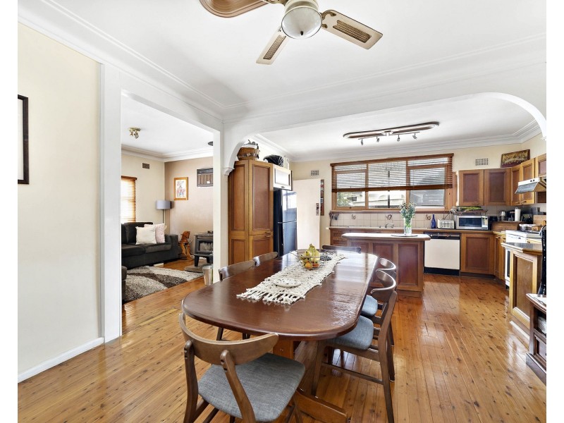 41 Ellesmere Street, Panania NSW 2213