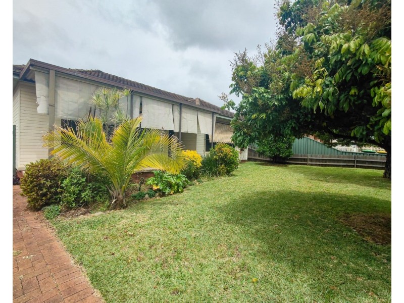 63 Kennedy Street, Picnic Point NSW 2213