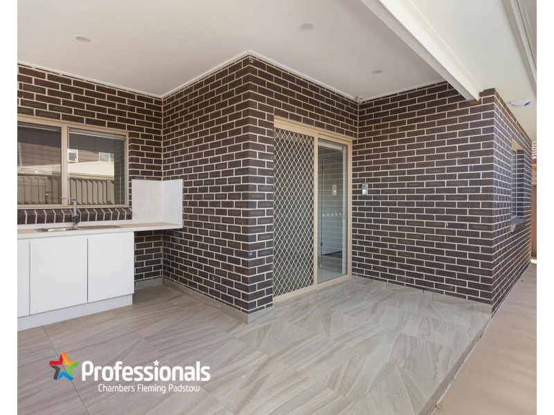 1/98B Queen Street, Revesby NSW 2212