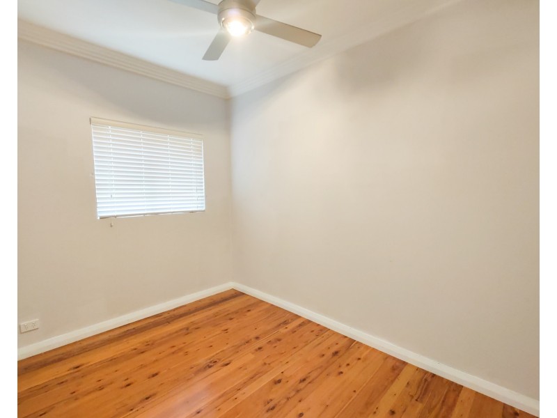 33 Presland Avenue, Revesby NSW 2212