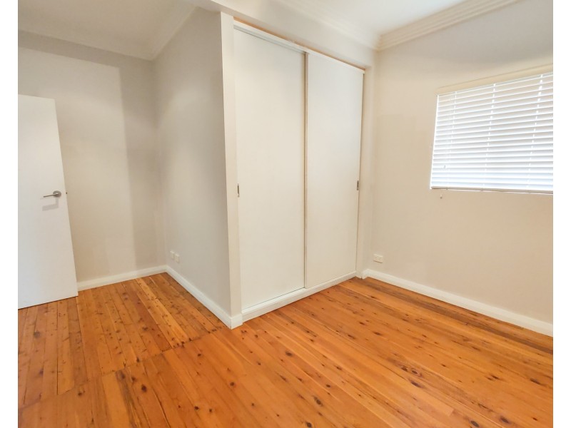 33 Presland Avenue, Revesby NSW 2212