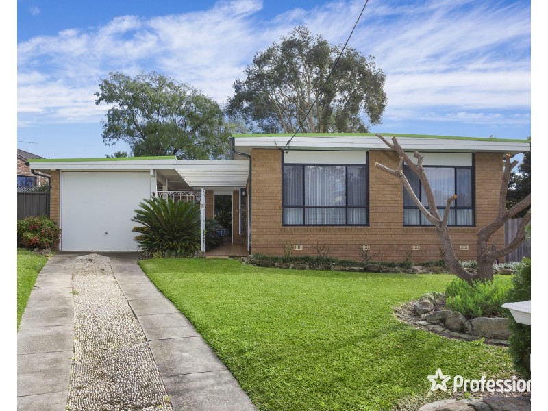 32 Seidel Avenue, Picnic Point NSW 2213