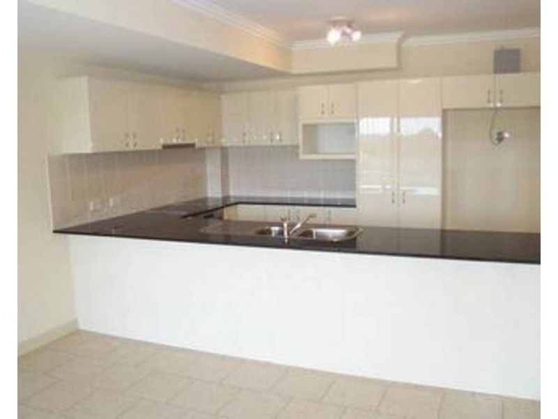 10/831 Henry Lawson Drive, Picnic Point NSW 2213