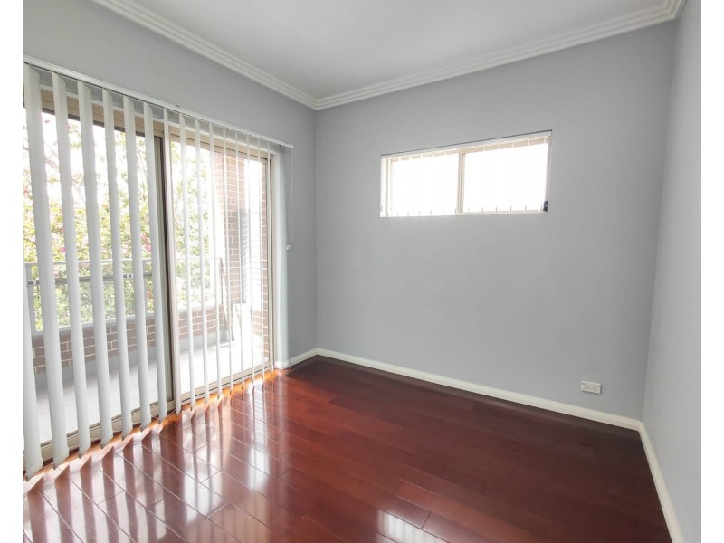 1B Tallawarra Avenue, Padstow NSW 2211