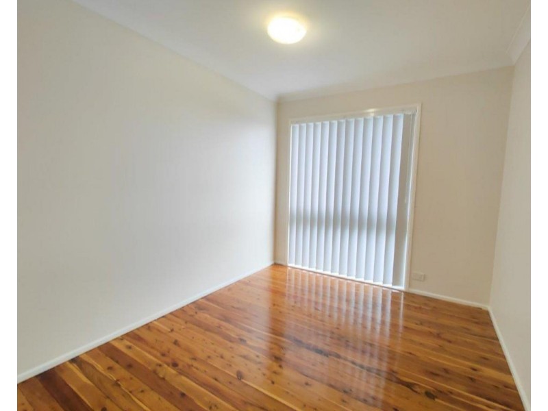 85 Georgiana Crescent, Ambarvale NSW 2560