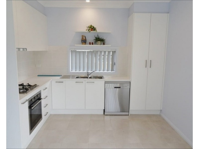 27 Arnold Lane, Panania NSW 2213