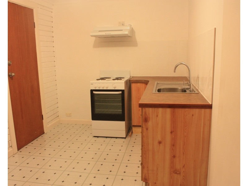 Flat/12 Woodburn Avenue, Panania NSW 2213