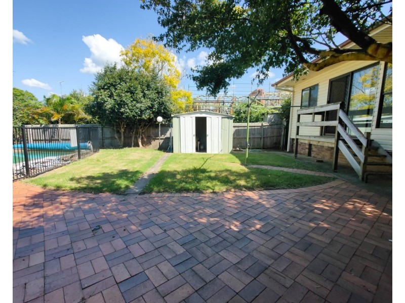 83 Tompson Rd, Panania NSW 2213