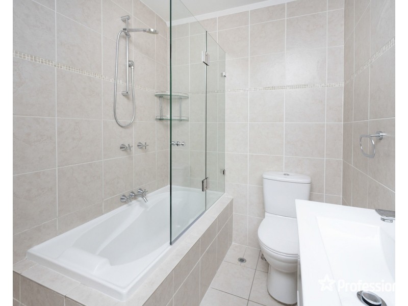 213 Davies Rd, Padstow NSW 2211