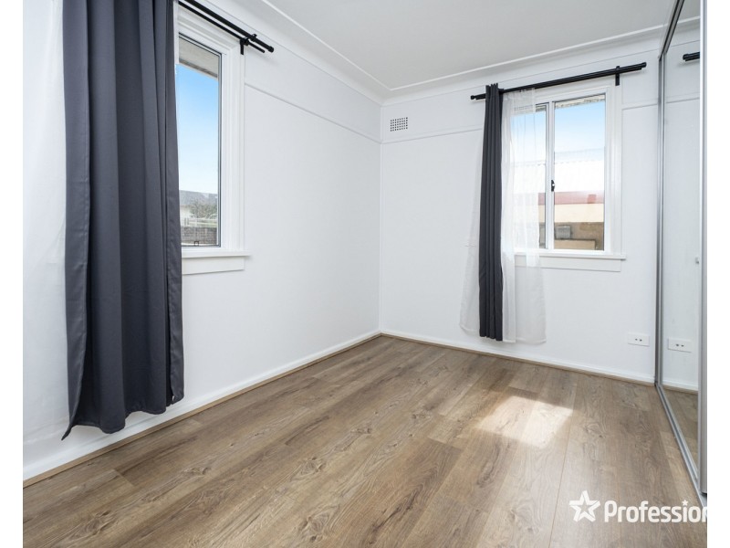 213 Davies Rd, Padstow NSW 2211