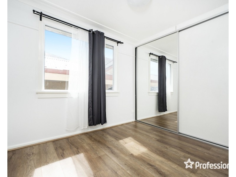 213 Davies Rd, Padstow NSW 2211