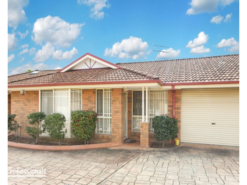 2/116 Gibson Ave, Padstow NSW 2211