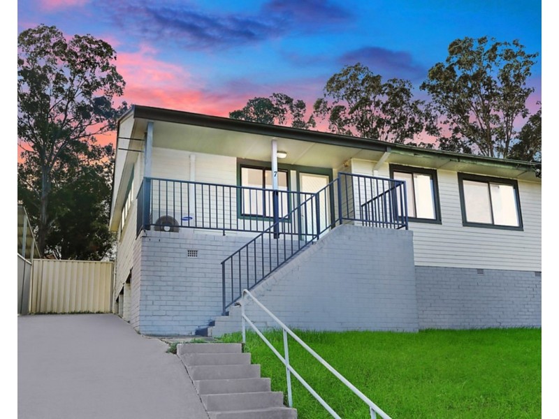 7 Albany Road, Busby NSW 2168
