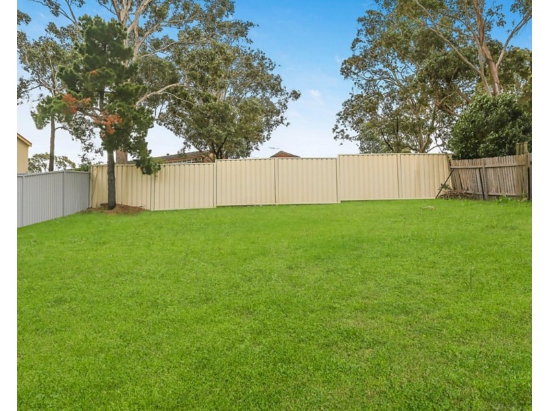 7 Albany Road, Busby NSW 2168