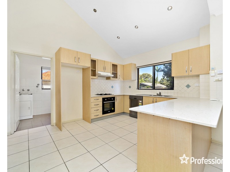 2A Snowsill Avenue, Padstow NSW 2211