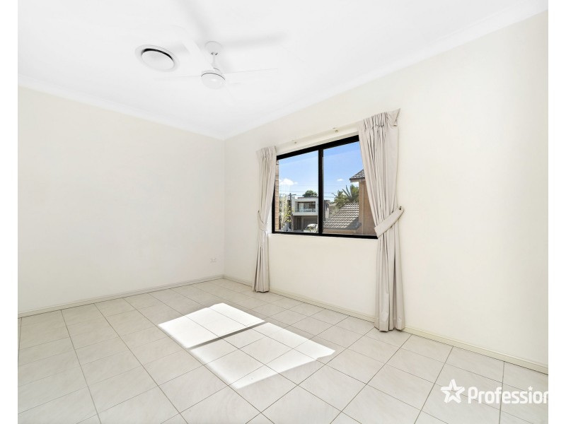 2A Snowsill Avenue, Padstow NSW 2211