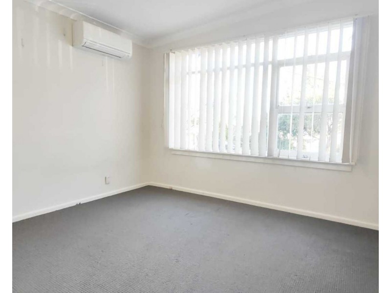 1/171 Lambeth St, Picnic Point NSW 2213