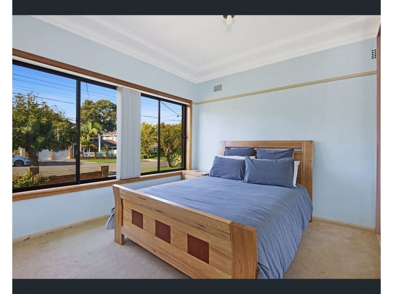 45 Mackenzie St, Revesby NSW 2212