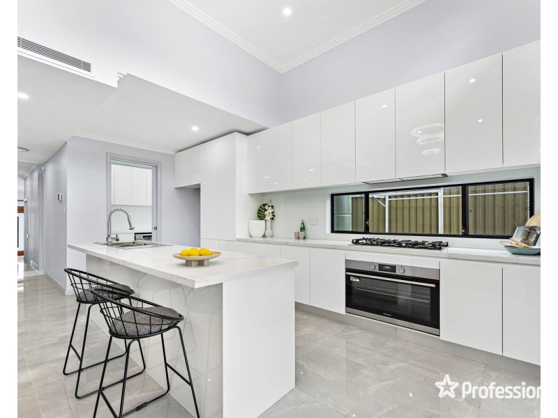 7 Wilberforce Road, Revesby NSW 2212