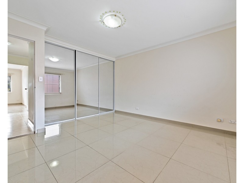 2/11 Cahors Road, Padstow NSW 2211