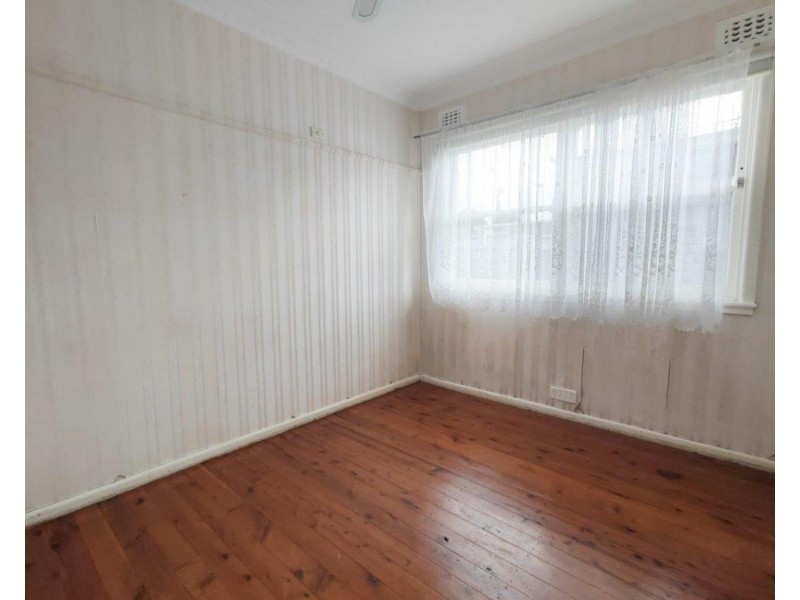 35 Adelaide Road, Padstow NSW 2211