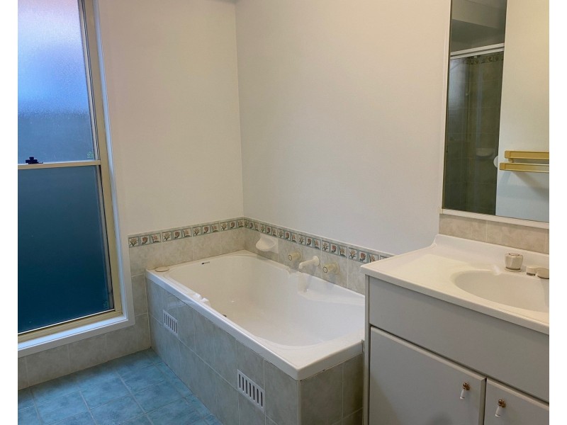 128 Bransgrove Road, Panania NSW 2213