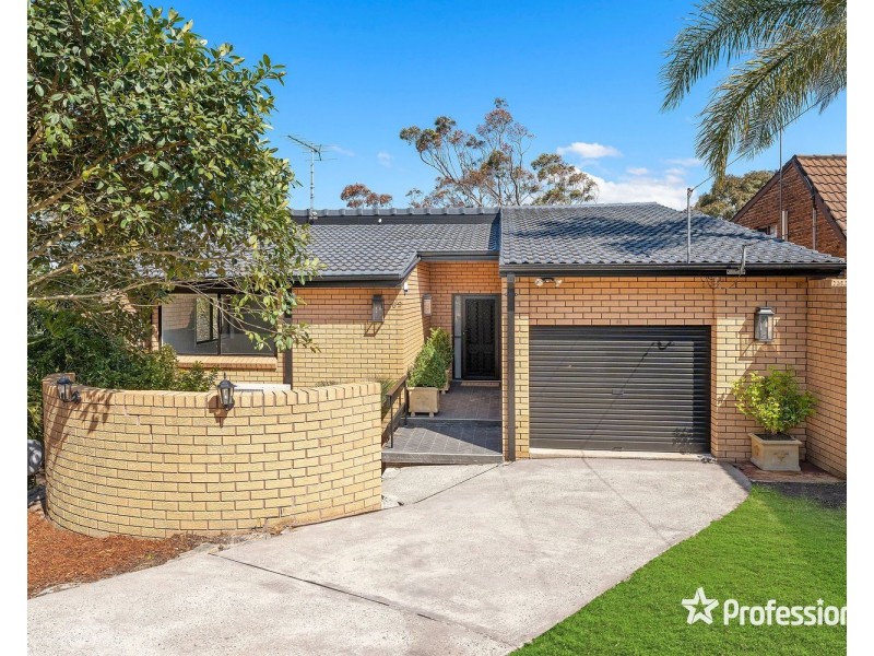 69 Burbank Avenue, Picnic Point NSW 2213