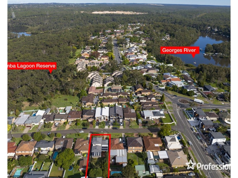 6 Amberdale Avenue, Picnic Point NSW 2213