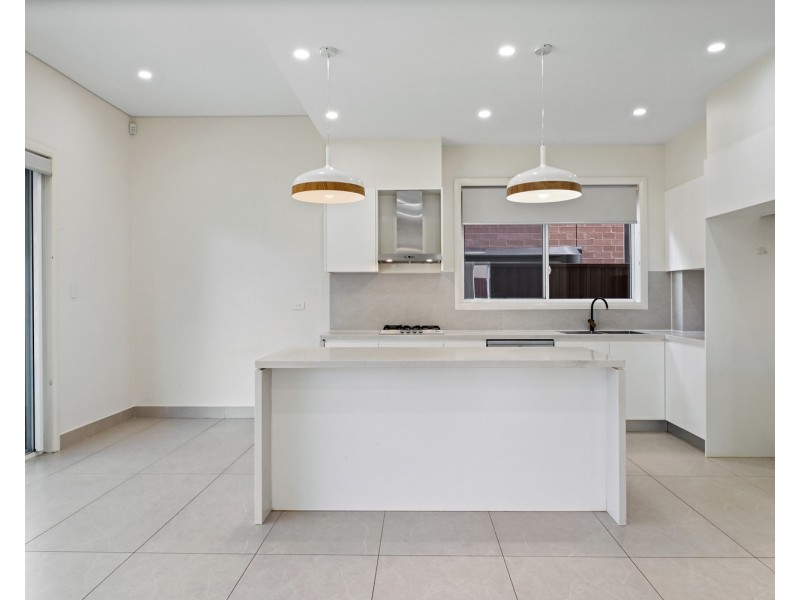 21B Orient Rd, Padstow NSW 2211