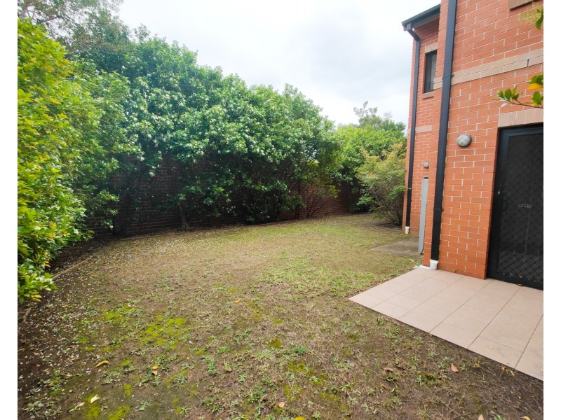 1/68 Davies Road, Padstow NSW 2211