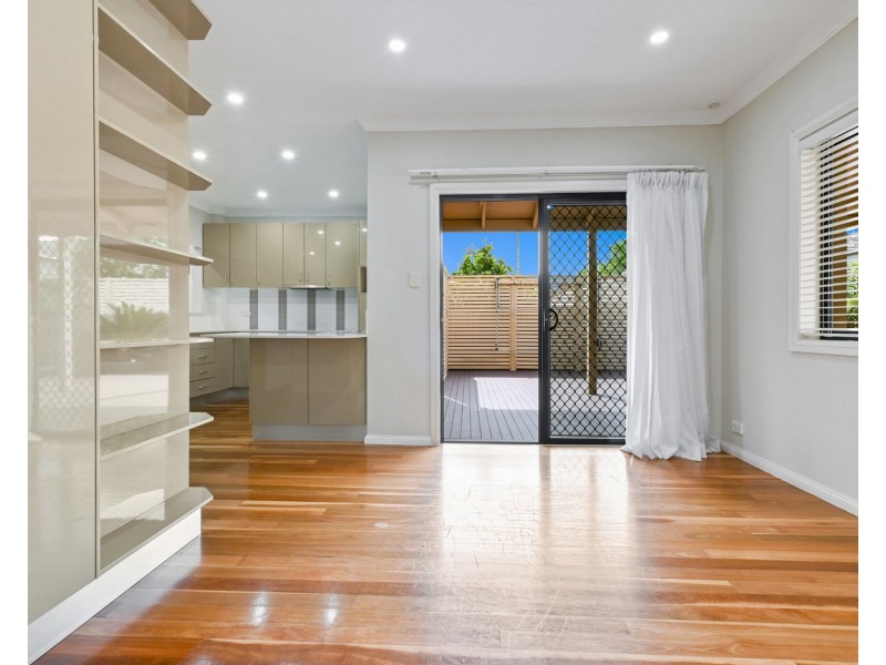 9 Dickenson Street, Panania NSW 2213