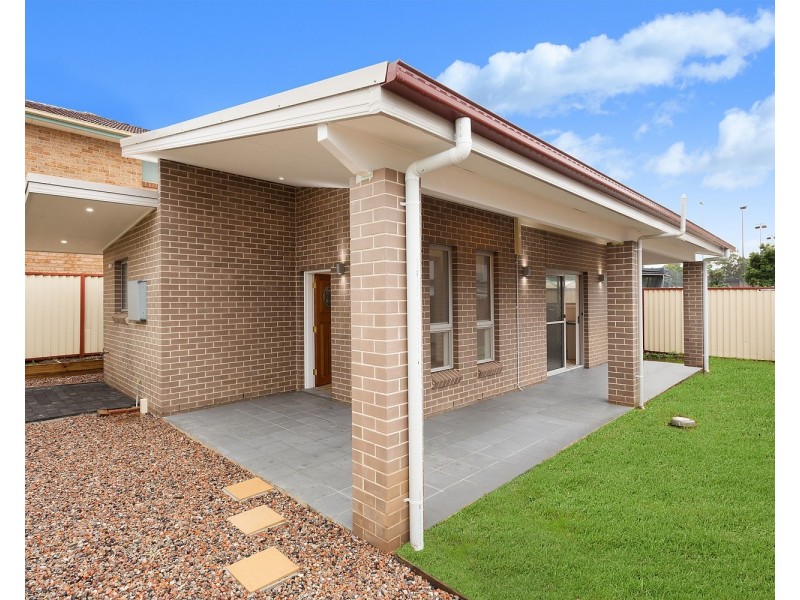 4A Lehn Road, East Hills NSW 2213