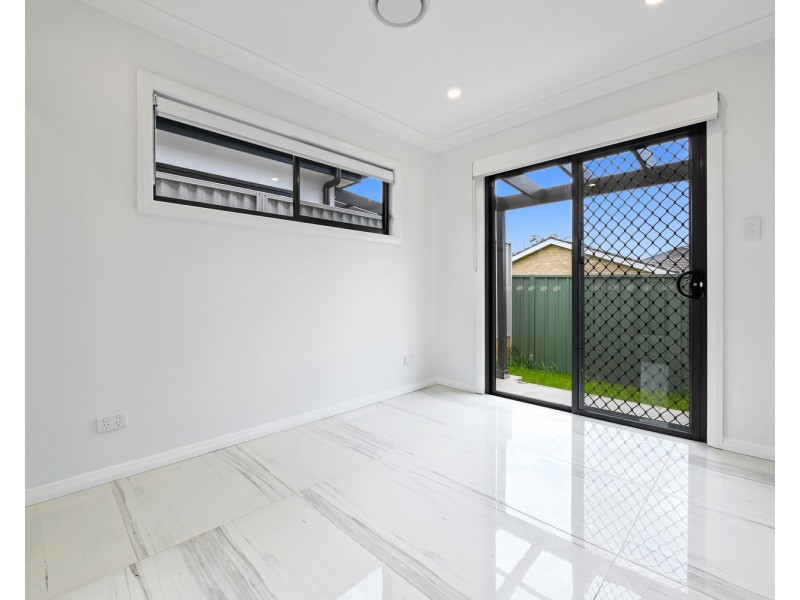 1/61A Queen Street, Revesby NSW 2212