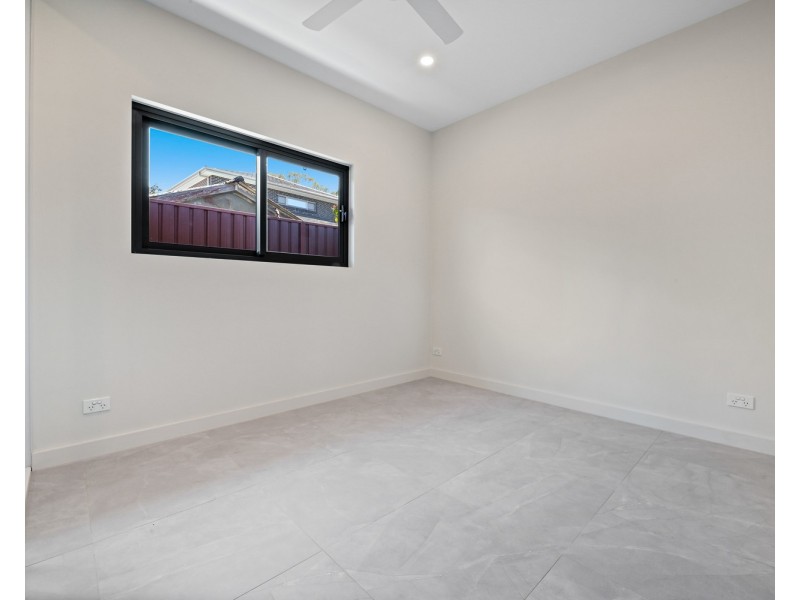 2/35 Astley Avenue, Padstow NSW 2211