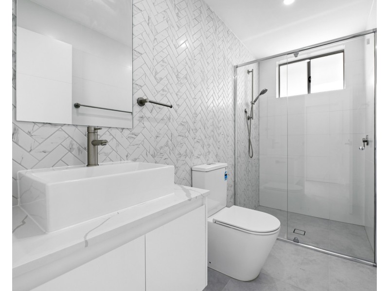 10 Kinross Place, Revesby NSW 2212