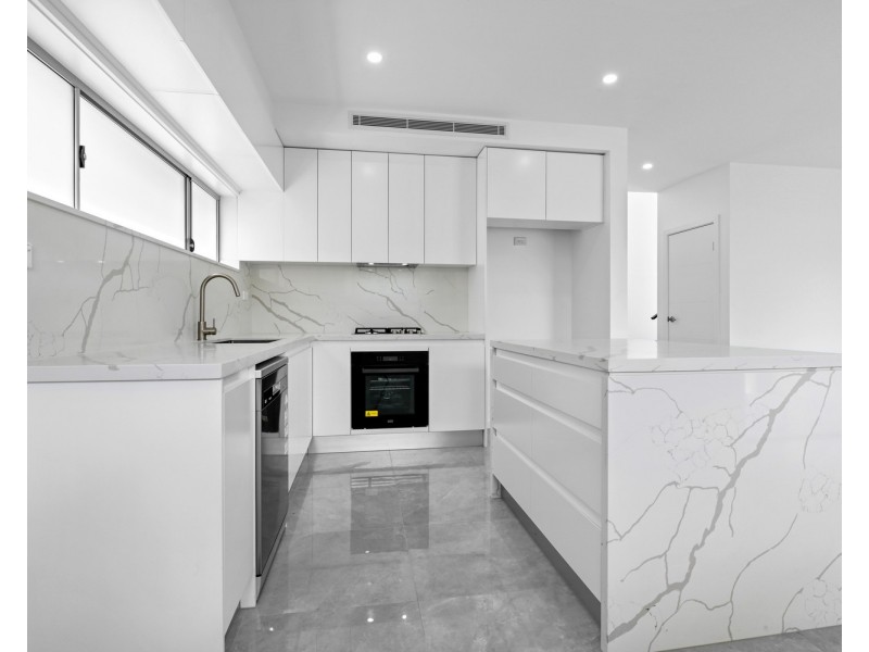 10 Kinross Place, Revesby NSW 2212