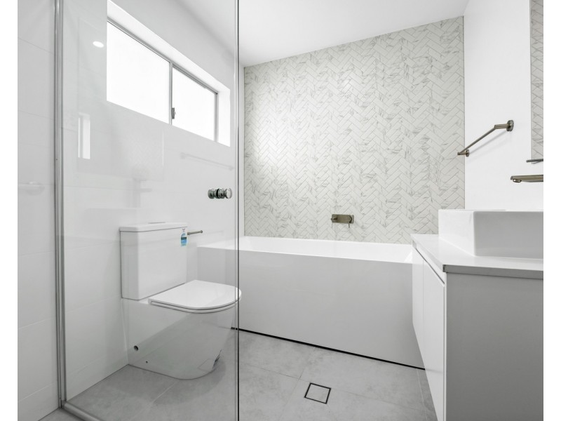 10 Kinross Place, Revesby NSW 2212