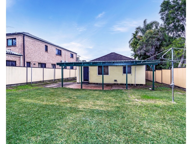 72 Vega Street, Revesby NSW 2212