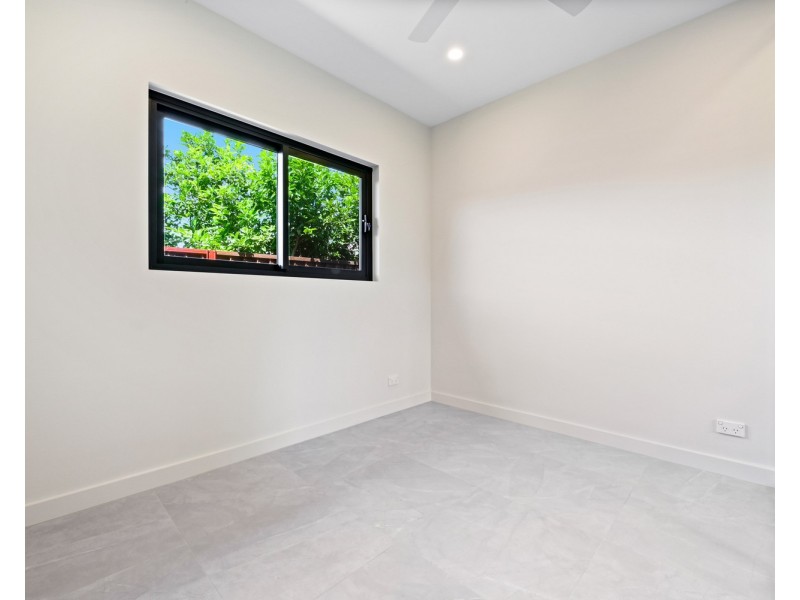 2/37 Astley Avenue, Padstow NSW 2211