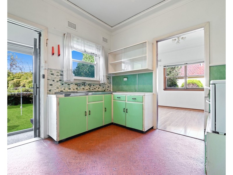 34 Parmal Avenue, Padstow NSW 2211